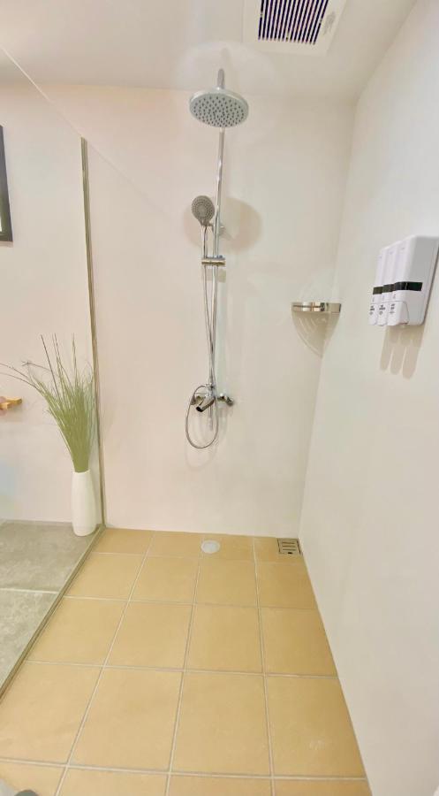 Hotel Little Swiss House Motobu Εξωτερικό φωτογραφία
