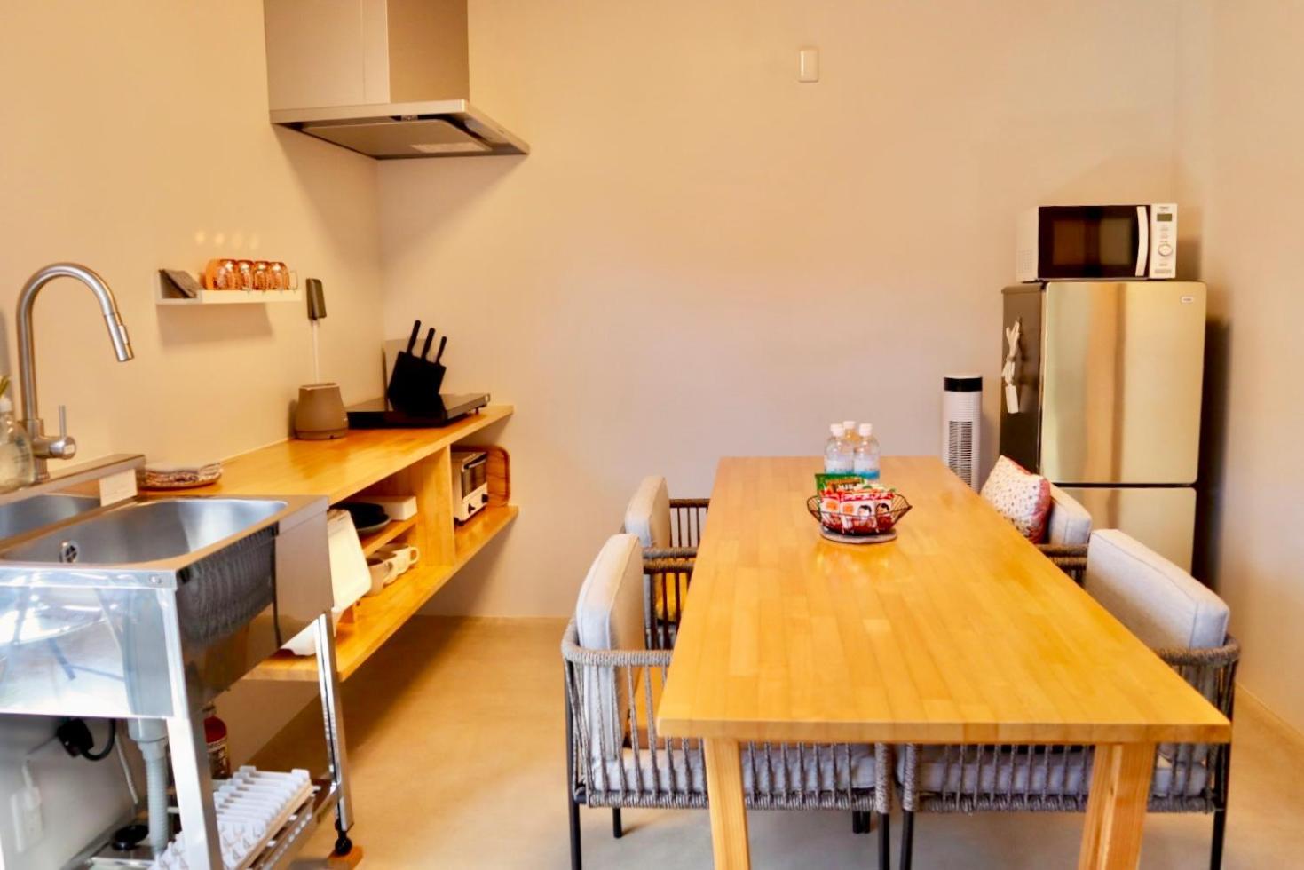 Hotel Little Swiss House Motobu Εξωτερικό φωτογραφία